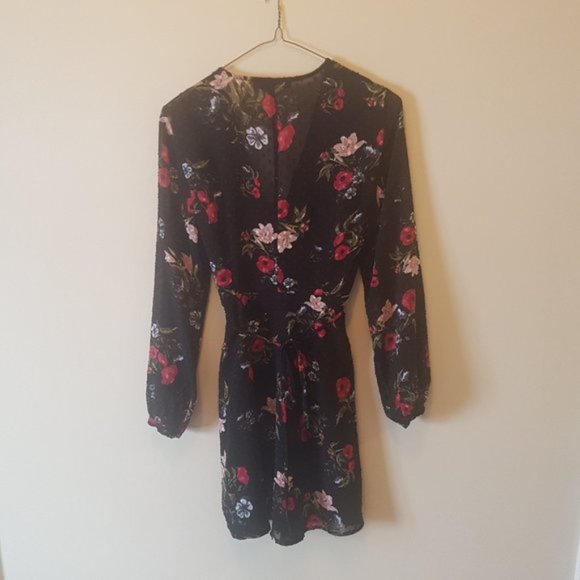 Dynamite Black Floral Wrap Dress, long sleeves, mini dress, Women's, EUC - Picture 7 of 10